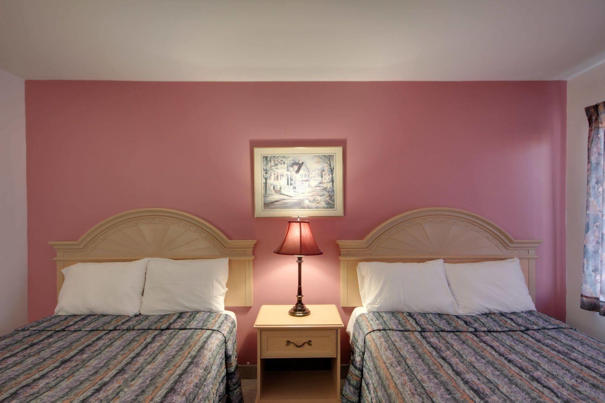 מפלי הניאגרה 6267 Persepolis Inn מראה חיצוני תמונה